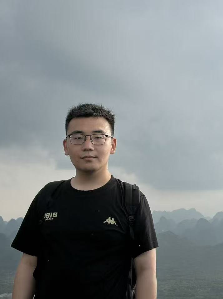 Portrait of Zhehao Zhang